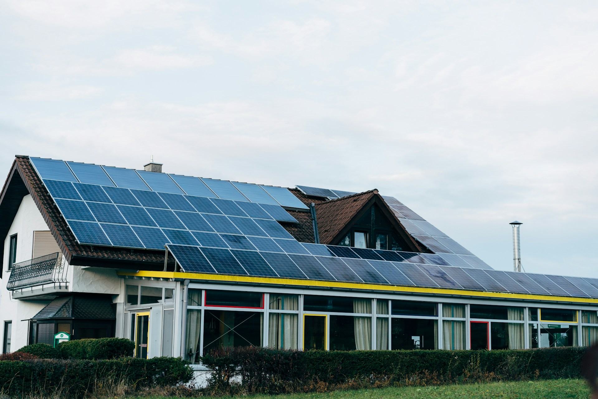 Haus mit Photovoltaikanlage
